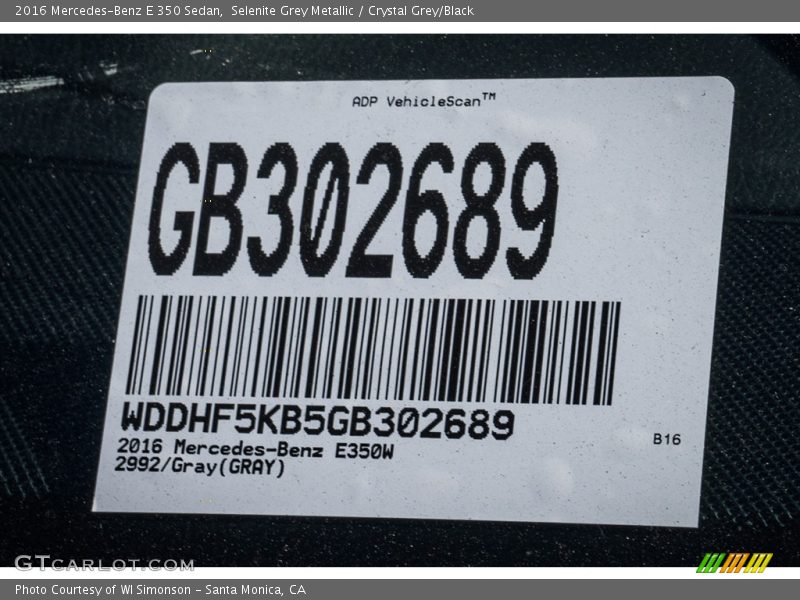 Selenite Grey Metallic / Crystal Grey/Black 2016 Mercedes-Benz E 350 Sedan