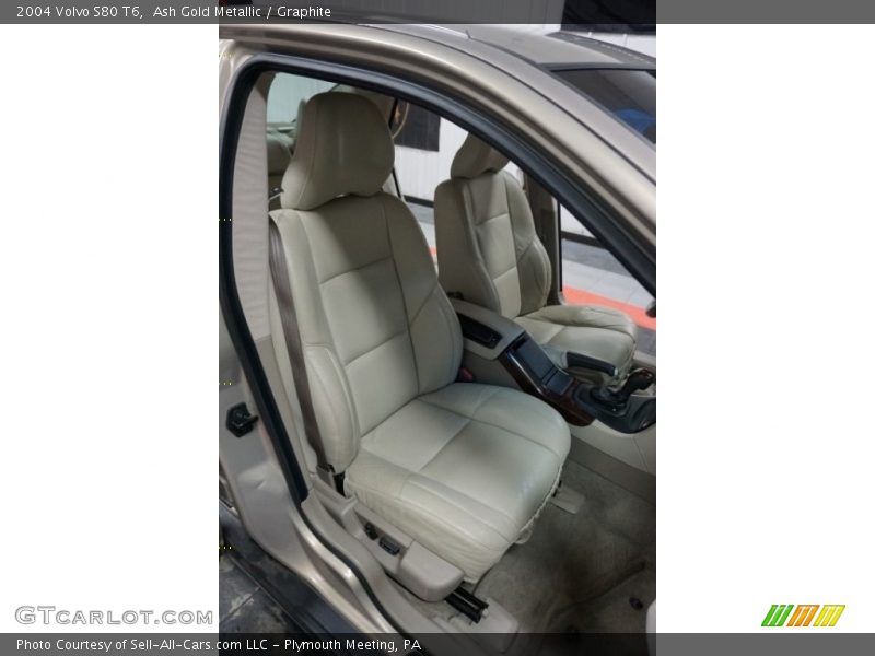 Ash Gold Metallic / Graphite 2004 Volvo S80 T6