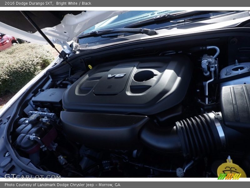 Bright White / Black 2016 Dodge Durango SXT