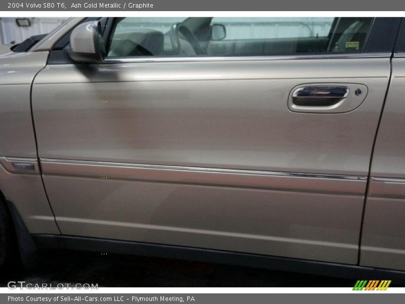 Ash Gold Metallic / Graphite 2004 Volvo S80 T6