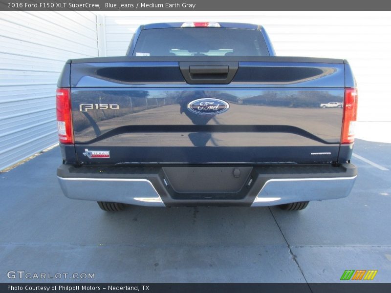 Blue Jeans / Medium Earth Gray 2016 Ford F150 XLT SuperCrew