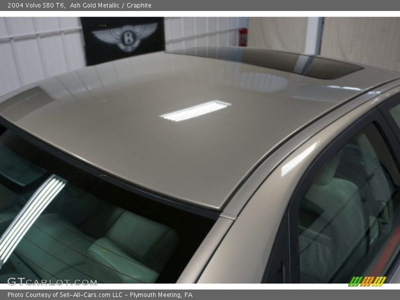 Ash Gold Metallic / Graphite 2004 Volvo S80 T6