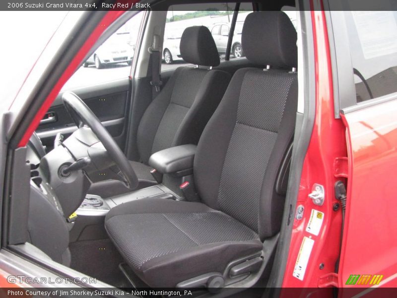 Racy Red / Black 2006 Suzuki Grand Vitara 4x4