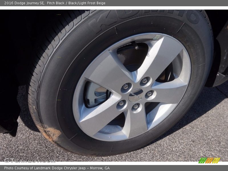 Pitch Black / Black/Light Frost Beige 2016 Dodge Journey SE