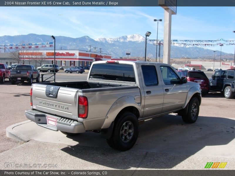 Sand Dune Metallic / Beige 2004 Nissan Frontier XE V6 Crew Cab