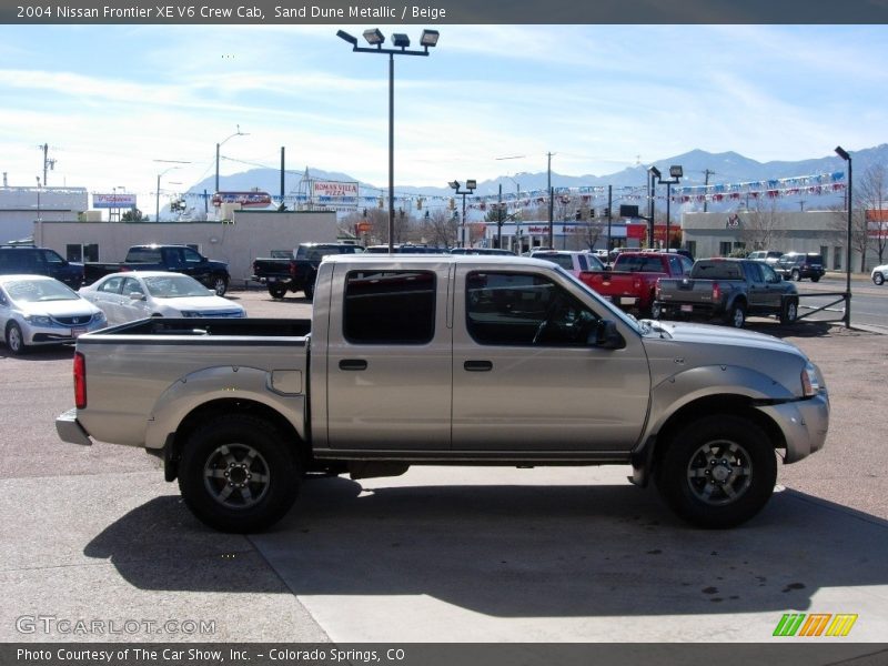 Sand Dune Metallic / Beige 2004 Nissan Frontier XE V6 Crew Cab