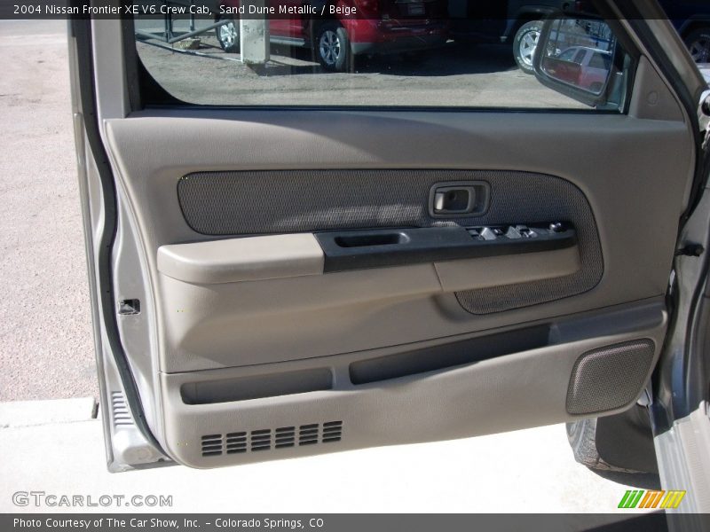 Sand Dune Metallic / Beige 2004 Nissan Frontier XE V6 Crew Cab
