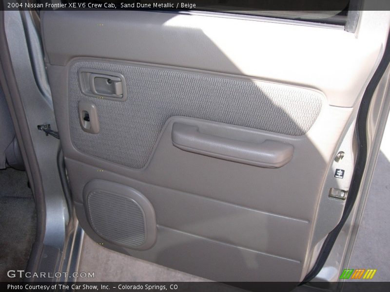 Sand Dune Metallic / Beige 2004 Nissan Frontier XE V6 Crew Cab