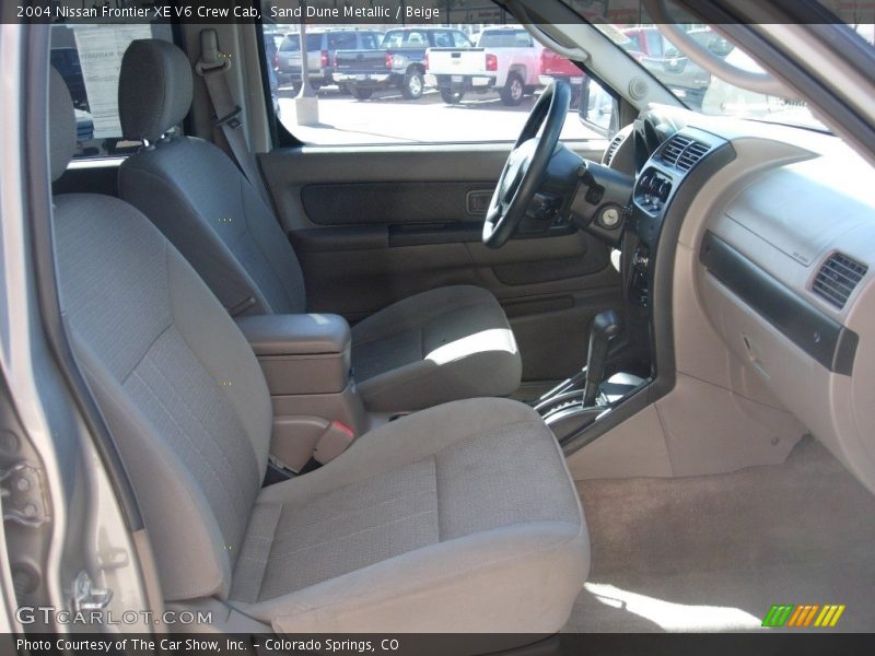 Sand Dune Metallic / Beige 2004 Nissan Frontier XE V6 Crew Cab