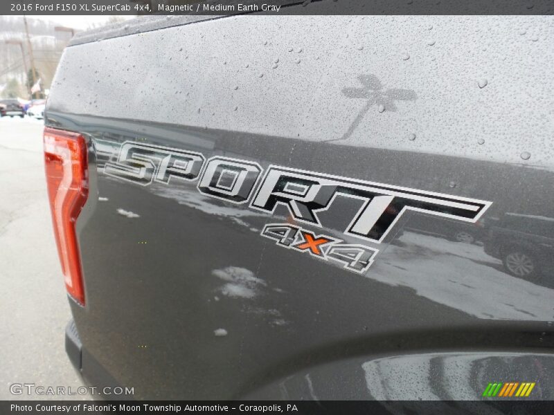 Magnetic / Medium Earth Gray 2016 Ford F150 XL SuperCab 4x4