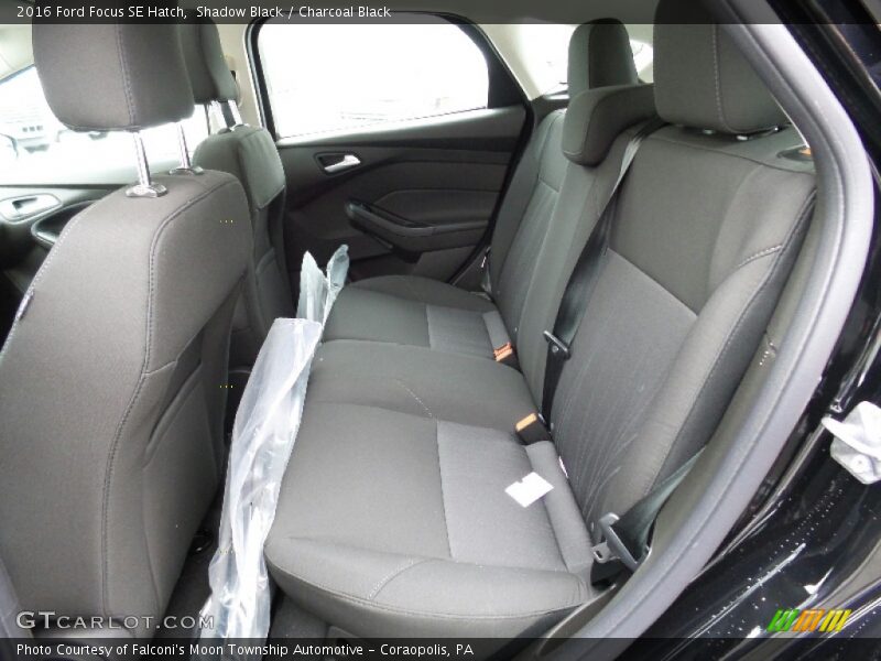 Shadow Black / Charcoal Black 2016 Ford Focus SE Hatch