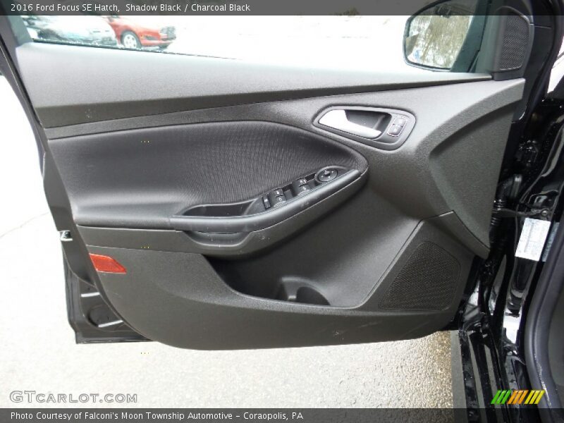 Shadow Black / Charcoal Black 2016 Ford Focus SE Hatch