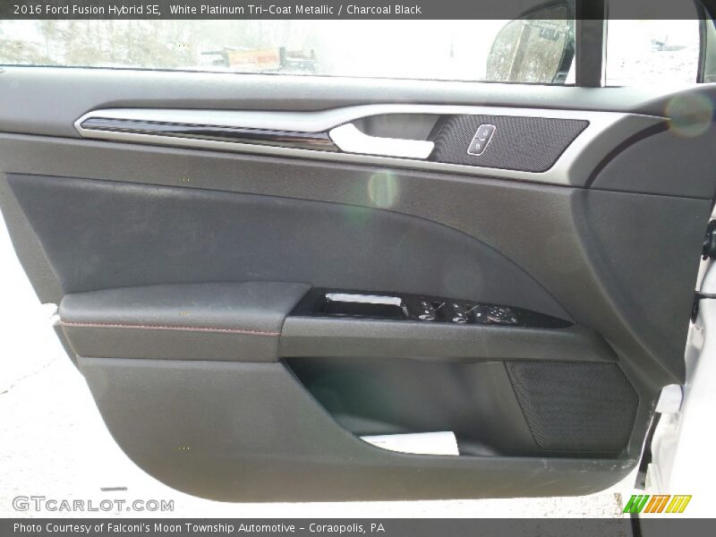 White Platinum Tri-Coat Metallic / Charcoal Black 2016 Ford Fusion Hybrid SE