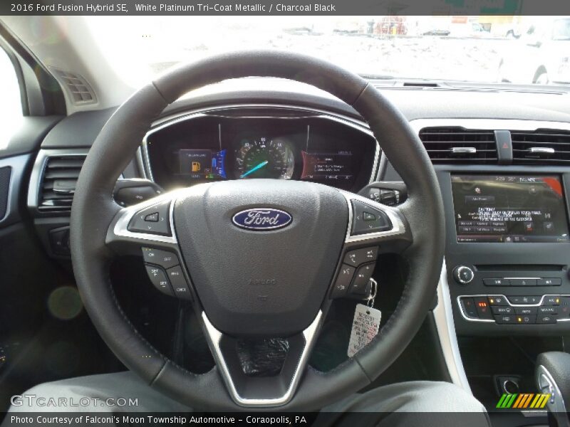 White Platinum Tri-Coat Metallic / Charcoal Black 2016 Ford Fusion Hybrid SE
