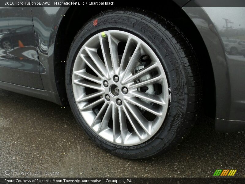 Magnetic Metallic / Charcoal Black 2016 Ford Fusion SE AWD