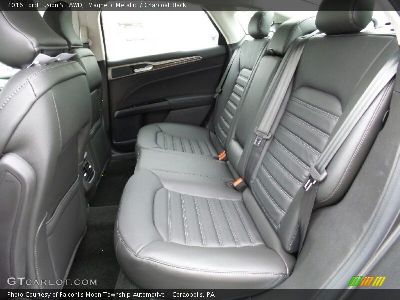 Magnetic Metallic / Charcoal Black 2016 Ford Fusion SE AWD
