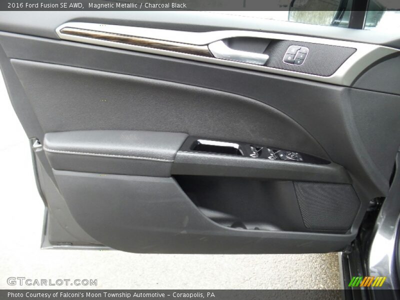 Magnetic Metallic / Charcoal Black 2016 Ford Fusion SE AWD