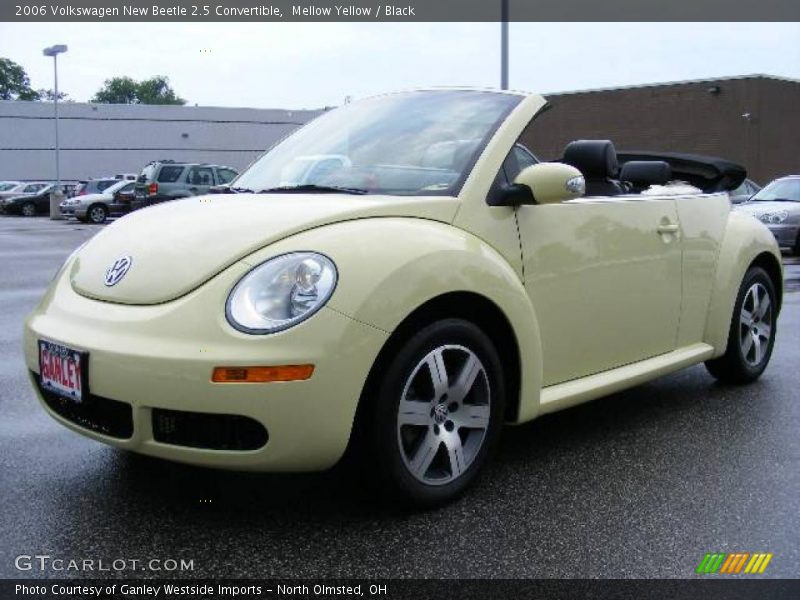 Mellow Yellow / Black 2006 Volkswagen New Beetle 2.5 Convertible