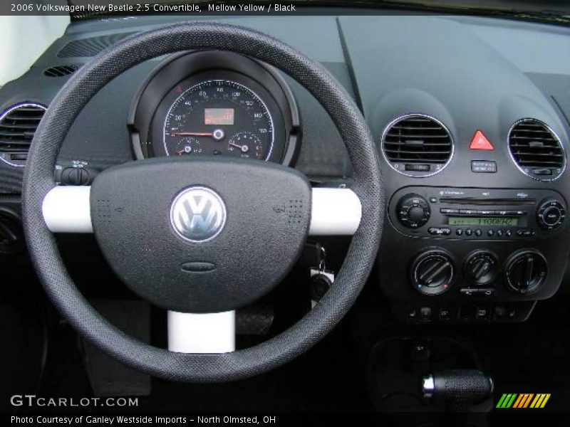 Mellow Yellow / Black 2006 Volkswagen New Beetle 2.5 Convertible