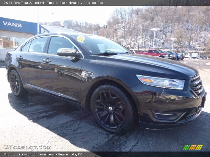 Tuxedo Black Metallic / Charcoal Black 2013 Ford Taurus Limited