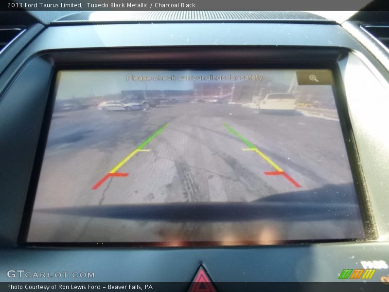 Tuxedo Black Metallic / Charcoal Black 2013 Ford Taurus Limited