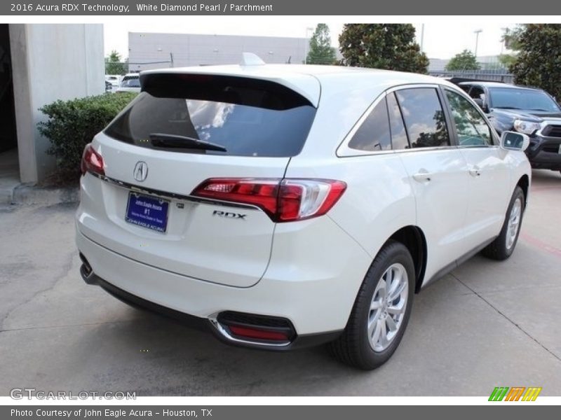 White Diamond Pearl / Parchment 2016 Acura RDX Technology