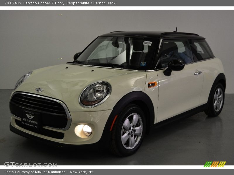 Pepper White / Carbon Black 2016 Mini Hardtop Cooper 2 Door