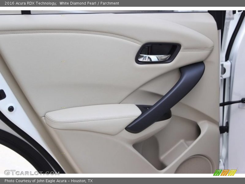 White Diamond Pearl / Parchment 2016 Acura RDX Technology