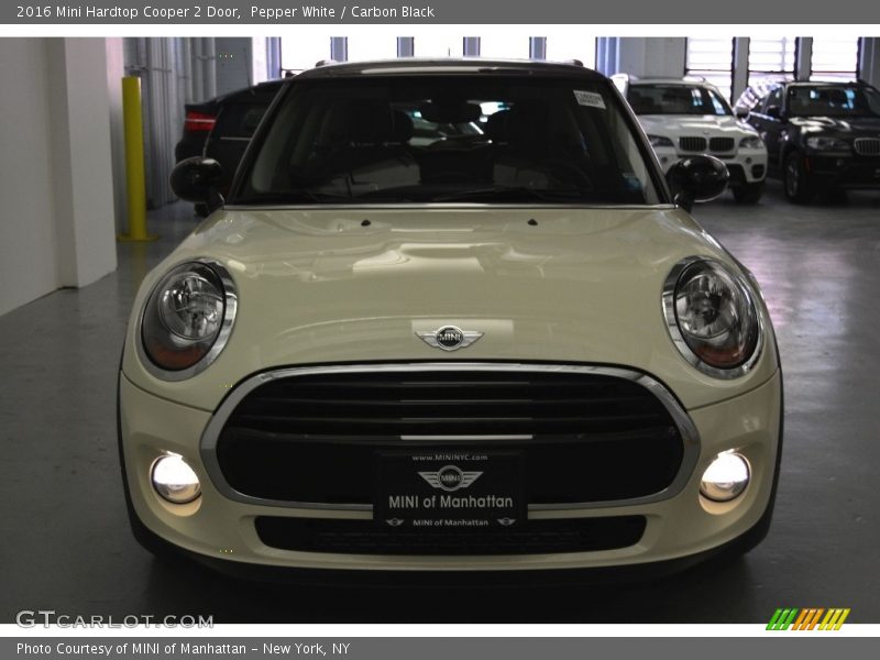 Pepper White / Carbon Black 2016 Mini Hardtop Cooper 2 Door