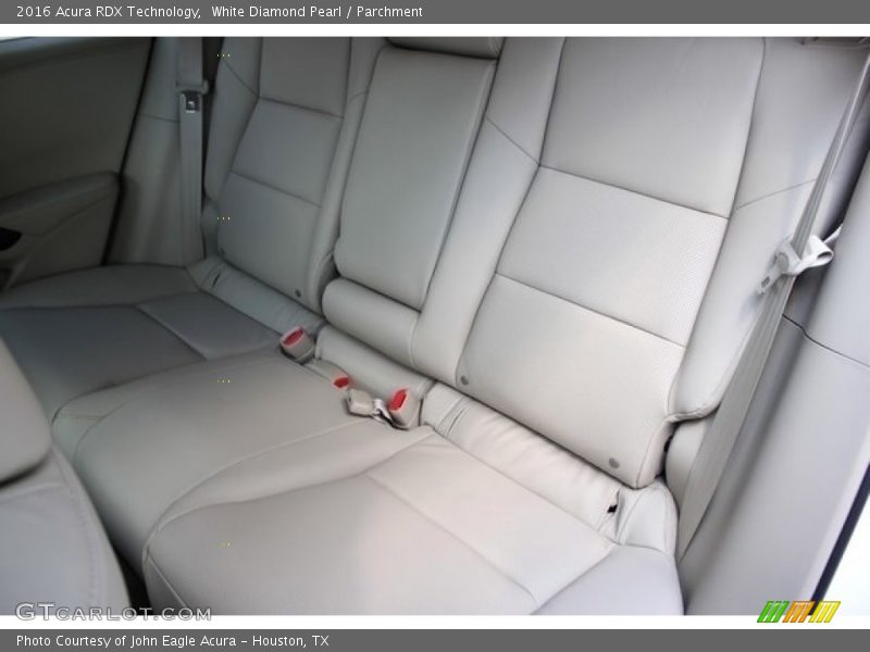 White Diamond Pearl / Parchment 2016 Acura RDX Technology