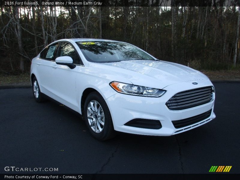 Oxford White / Medium Earth Gray 2016 Ford Fusion S