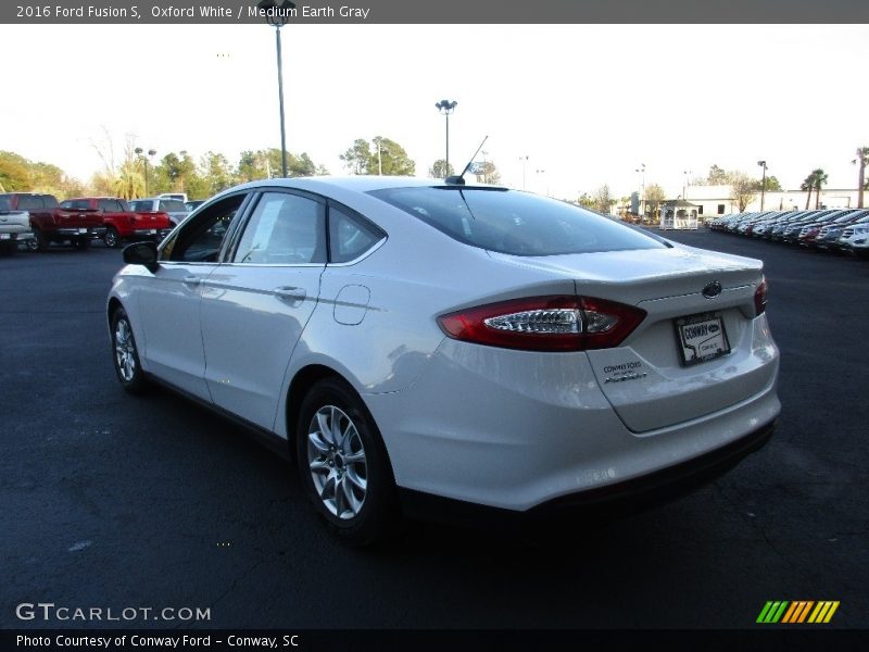 Oxford White / Medium Earth Gray 2016 Ford Fusion S