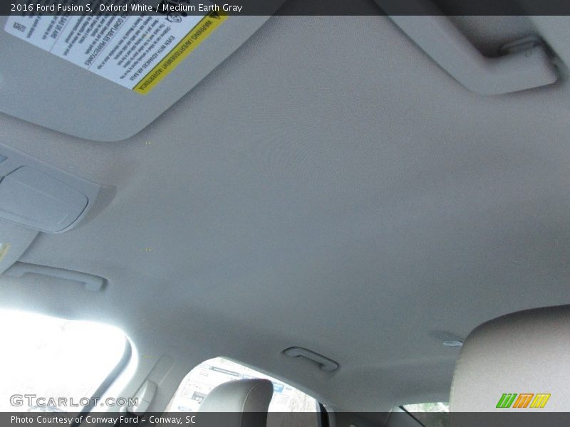 Oxford White / Medium Earth Gray 2016 Ford Fusion S