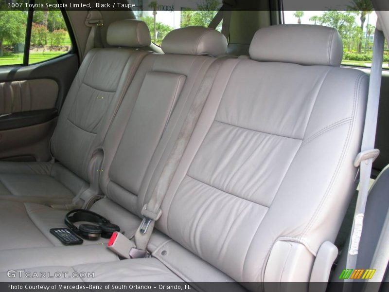 Black / Taupe 2007 Toyota Sequoia Limited