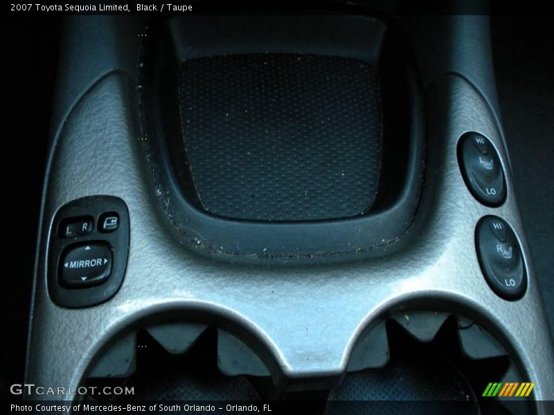 Black / Taupe 2007 Toyota Sequoia Limited