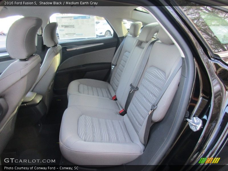 Shadow Black / Medium Earth Gray 2016 Ford Fusion S
