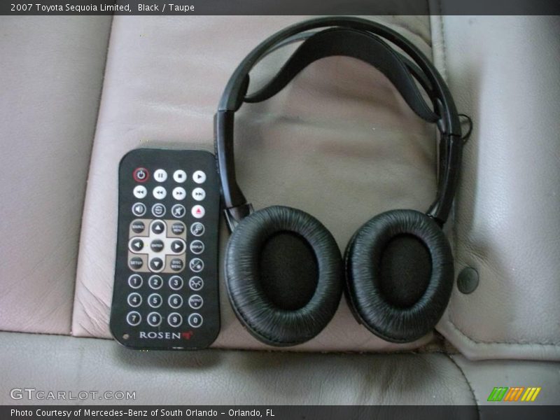 Black / Taupe 2007 Toyota Sequoia Limited