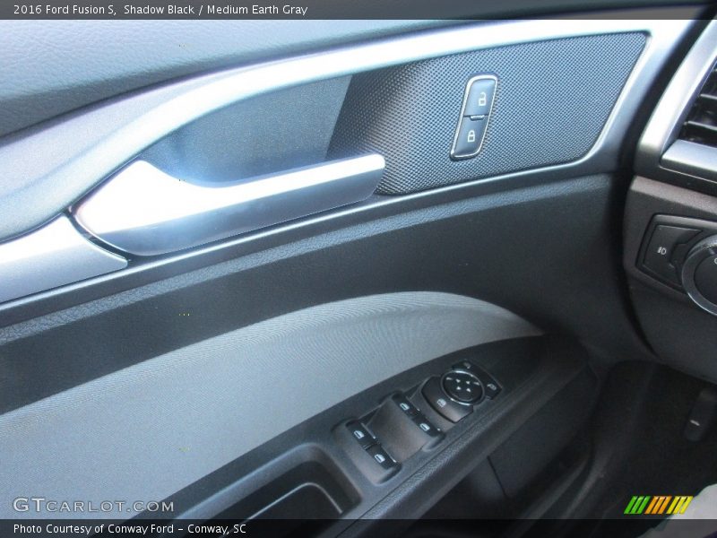 Shadow Black / Medium Earth Gray 2016 Ford Fusion S