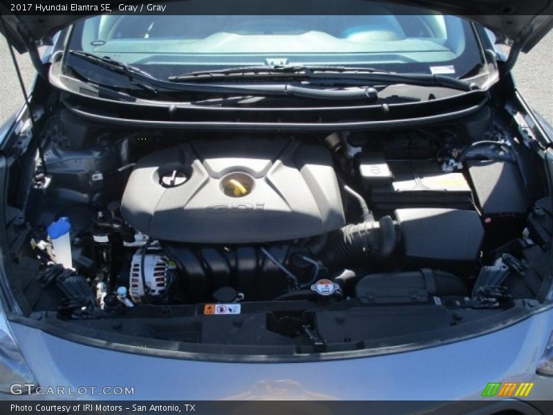 Gray / Gray 2017 Hyundai Elantra SE