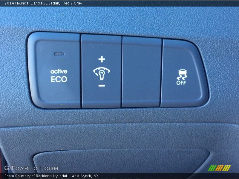 Red / Gray 2014 Hyundai Elantra SE Sedan