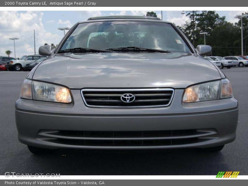 Antique Sage Pearl / Gray 2000 Toyota Camry LE