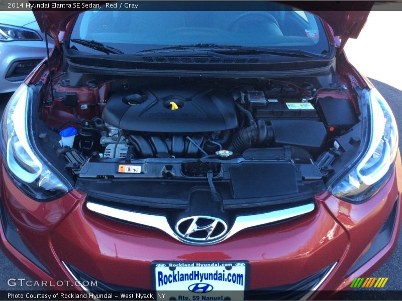 Red / Gray 2014 Hyundai Elantra SE Sedan