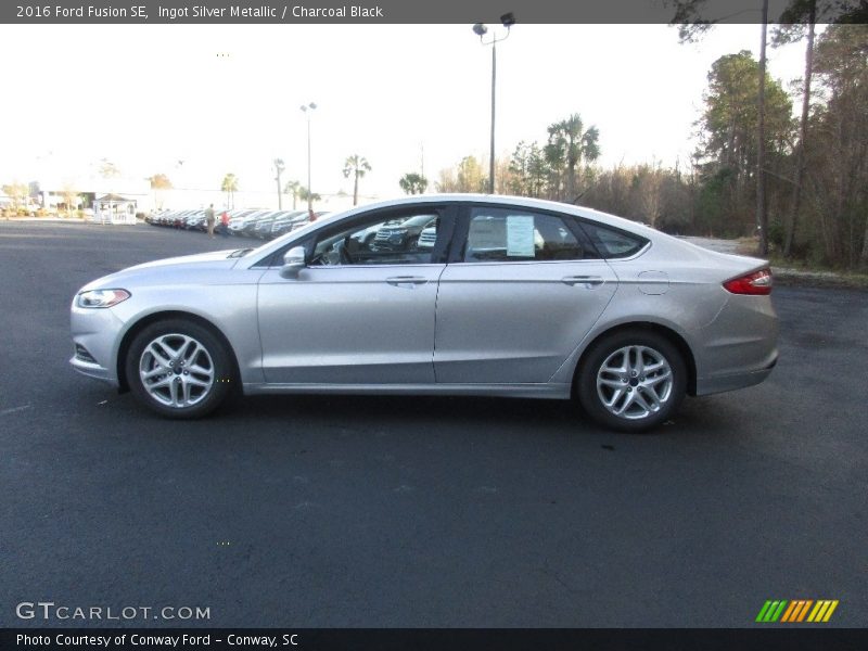 Ingot Silver Metallic / Charcoal Black 2016 Ford Fusion SE