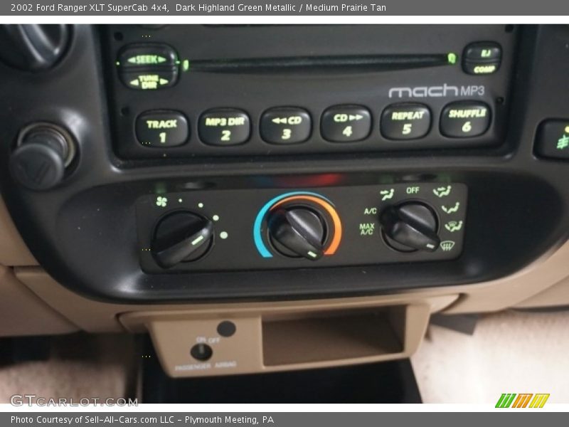 Dark Highland Green Metallic / Medium Prairie Tan 2002 Ford Ranger XLT SuperCab 4x4