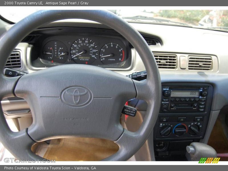 Antique Sage Pearl / Gray 2000 Toyota Camry LE