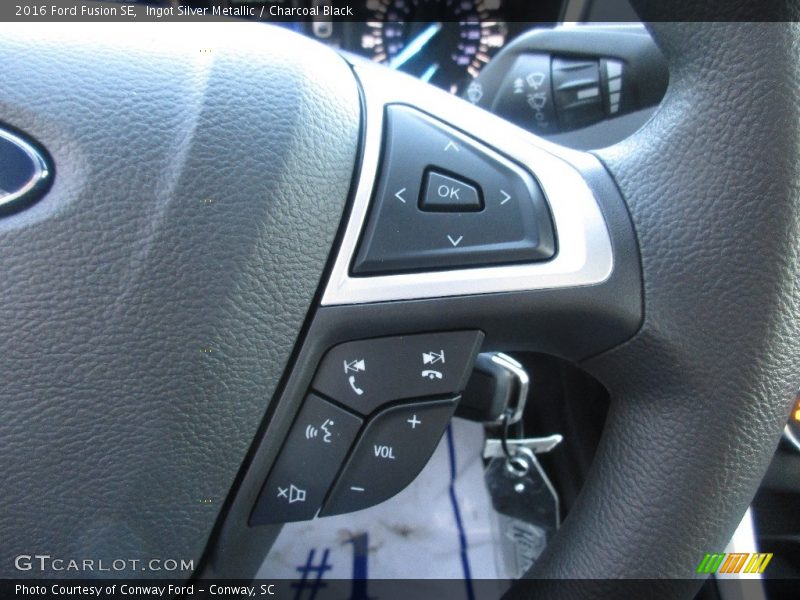Ingot Silver Metallic / Charcoal Black 2016 Ford Fusion SE