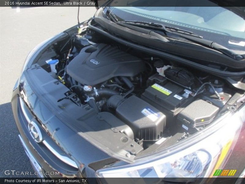 Ultra Black / Gray 2016 Hyundai Accent SE Sedan
