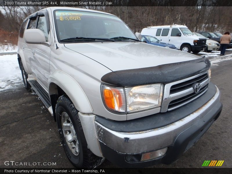 Millennium Silver Metallic / Oak 2000 Toyota 4Runner SR5 4x4