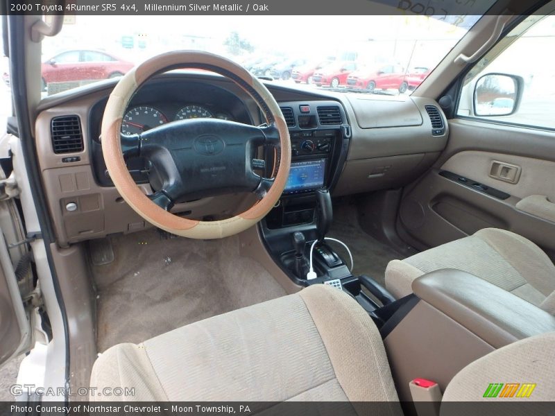 Millennium Silver Metallic / Oak 2000 Toyota 4Runner SR5 4x4
