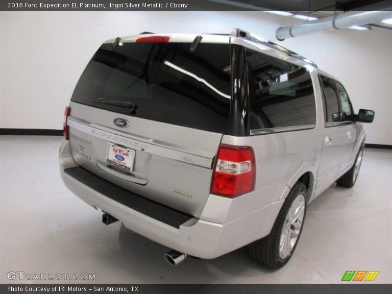 Ingot Silver Metallic / Ebony 2016 Ford Expedition EL Platinum